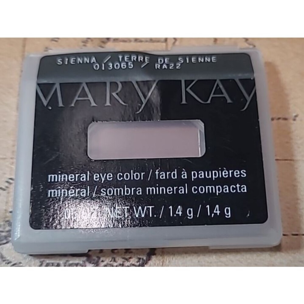 New In Package Mary Kay Mineral Eye Color Sienna Full Size Discontinued